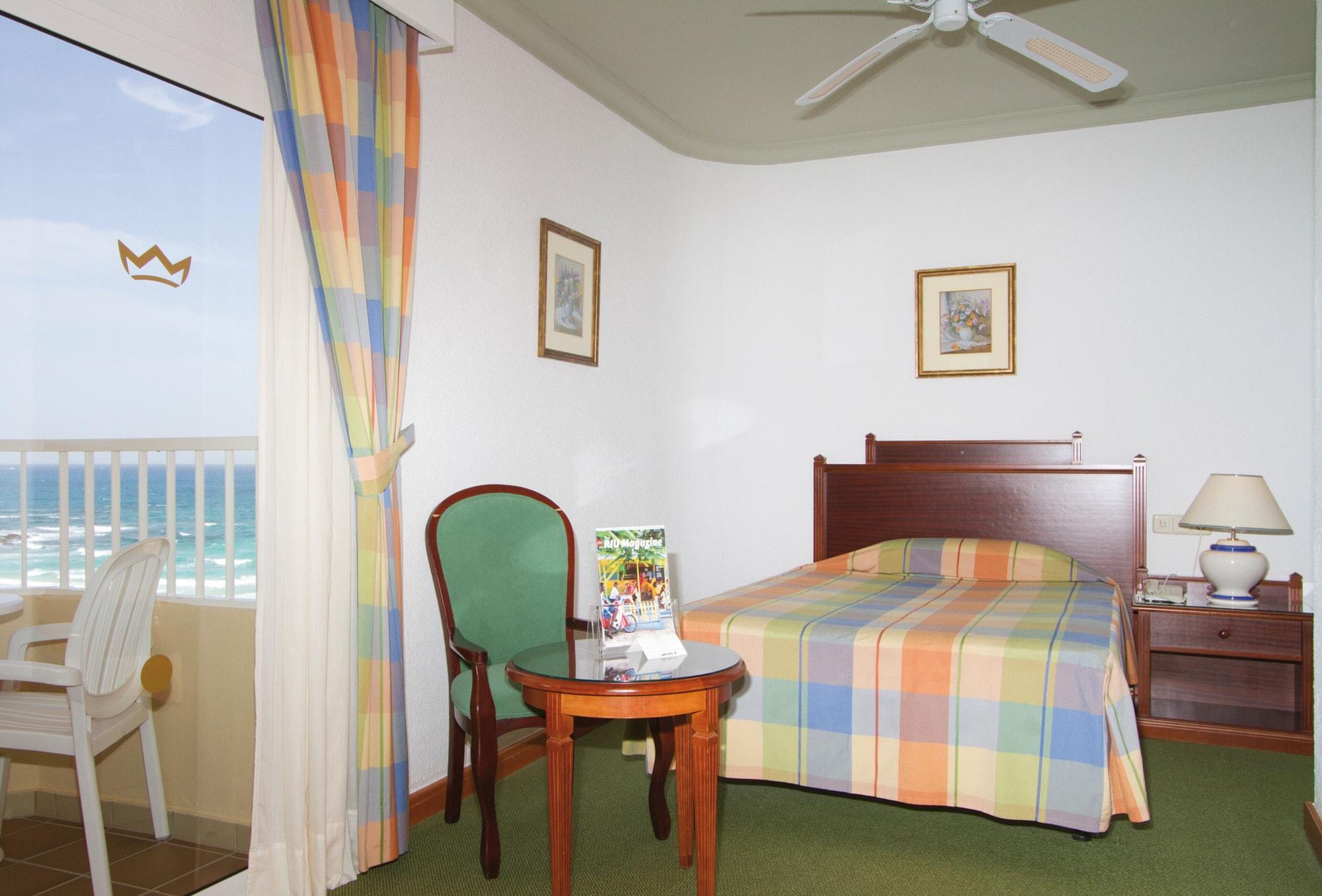 Hotel Riu Oliva Beach Resort Corralejo Exterior photo