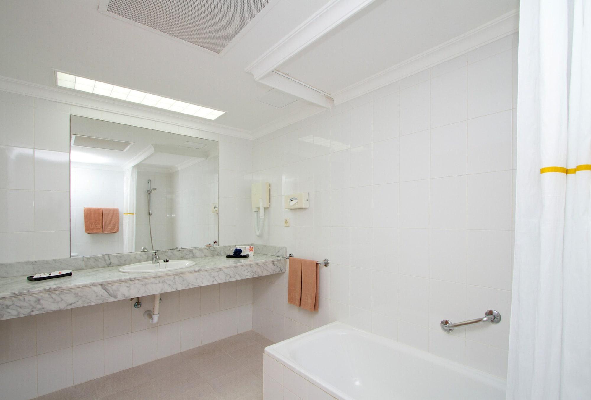 Hotel Riu Oliva Beach Resort Corralejo Exterior photo